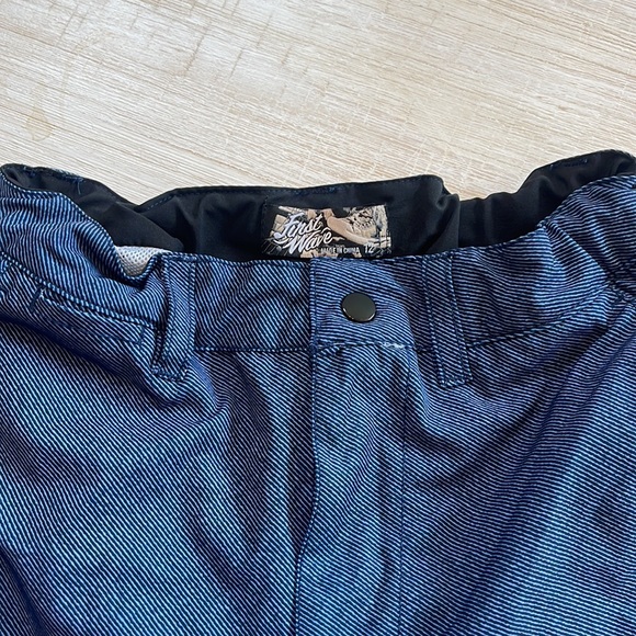 Two Boys Swim Trunk (12) - Picture 7 of 8